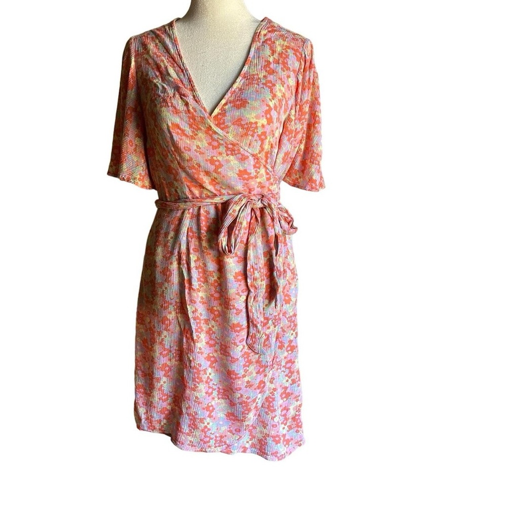 Billabong floral short sleeve dress